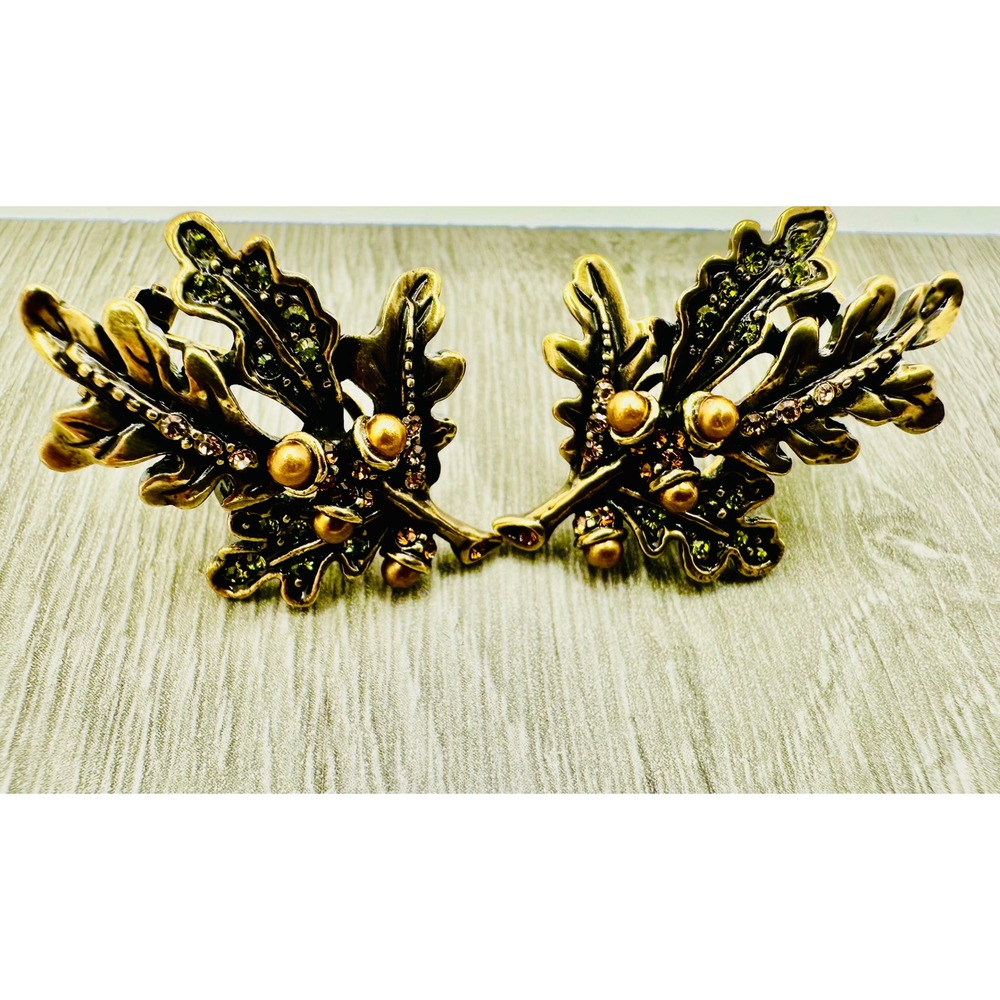 Fall Style Heidi Daus Oak Leaf Acorn Earrings Green Crystal Omega Back Pierced - Picture 3 of 9